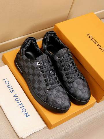 Picture of Louis Vuitton Shoes _SKULVsz38-45jyh0910215072